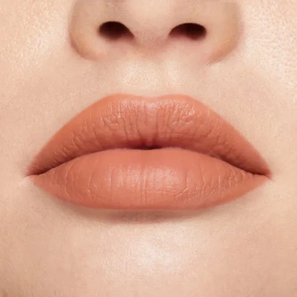 BNIB Kylie Cosmetics Velvet Matte Lipstick - Irreplaceable - Picture 4 of 4